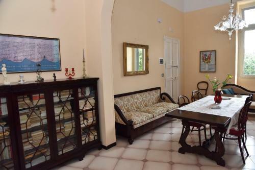 Bed & Breakfast Rosaria Suite & Rooms