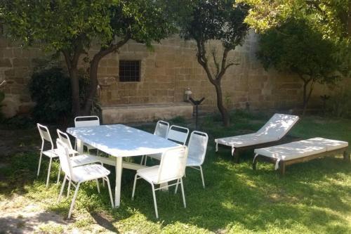 Villa Casa Con Giardino Nella Lecce Del '500