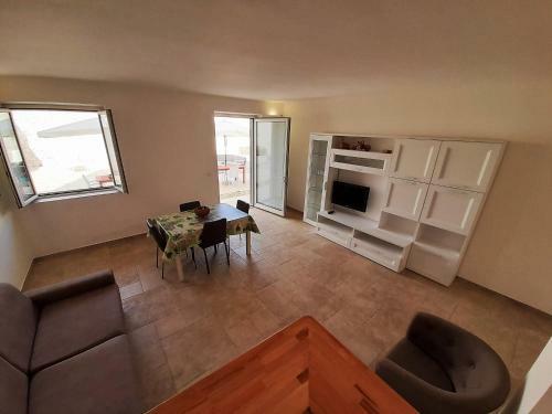 La Perla Bianca Luxury Apartment-with Pool