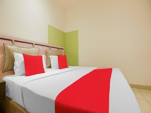 Oyo 87402 Hotel Bliss
