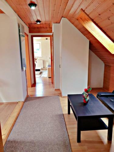 Apartamento Liebevoll M�blierte Dachgeschosswohnung.