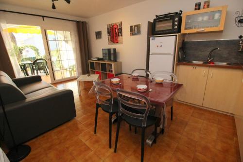 Apartamento La Escala Poble Amarres Aj09