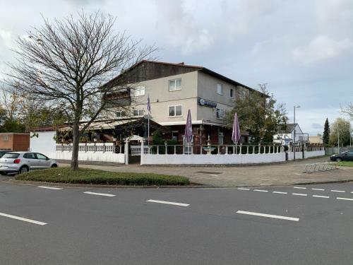Souterrain Apartment Laatzen