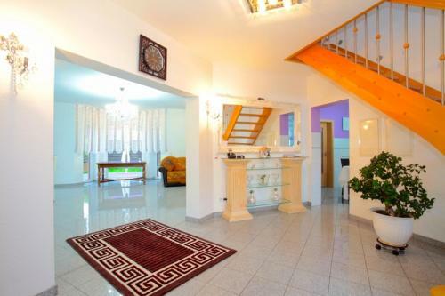 Id 5238 - Private House