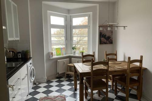Id 7022 - Private Apartment