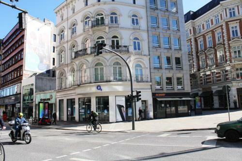 Apartamento Hamburger Perle Am G�nsemarkt Und Binnenalster