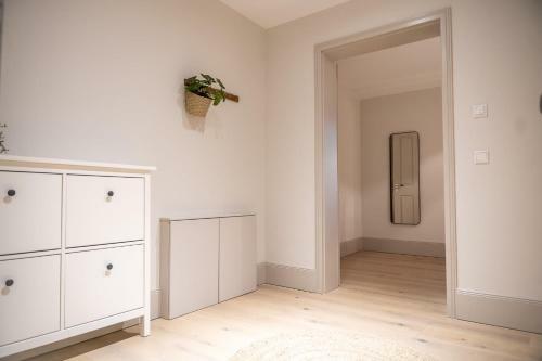 Spacious 3-bedroom Apartment Near Eilbekpark