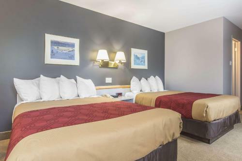 Hotel Econo Lodge La Malbaie