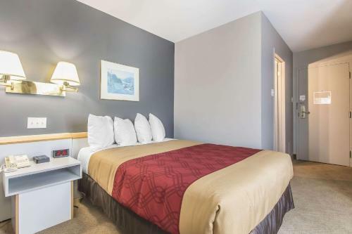 Hotel Econo Lodge La Malbaie