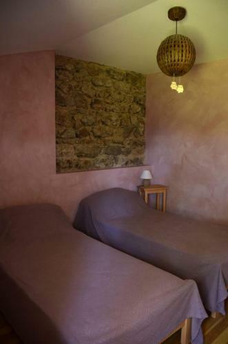 G�te Granit Et G�te Ecorce