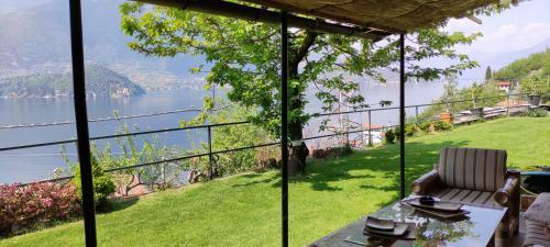 Mella House Garden Relax