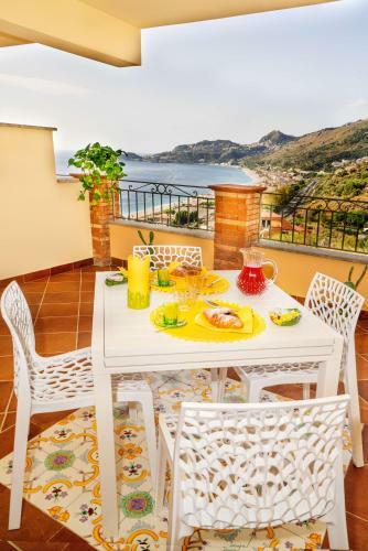 La Terrazza Sulla Baia Di Taormina
