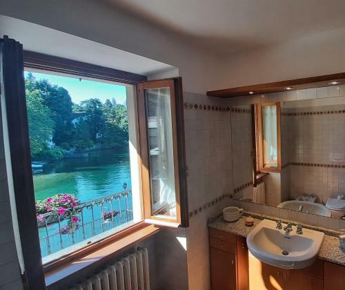 Apartamento Lierna Castle