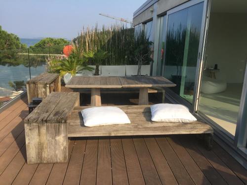 Apartamento The White Loft. Art&design Lakeview Luxury Duplex.