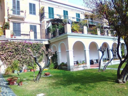 Lorenzo Apartment