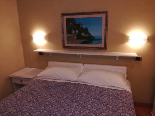 Hostal Affittacamere La Loggia