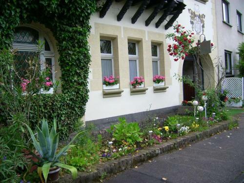 Hostal Pension Haus Weller