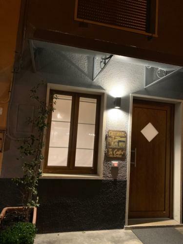 Guest House In Contr�