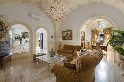 Villa Nicrys