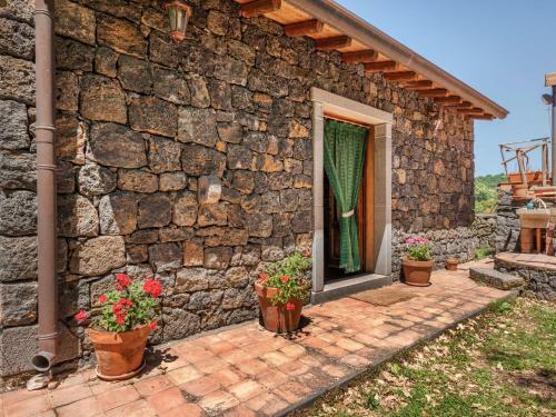 Hill-view Villa In Maletto With Garden