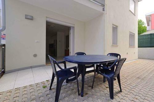Apartments In Lignano 21702