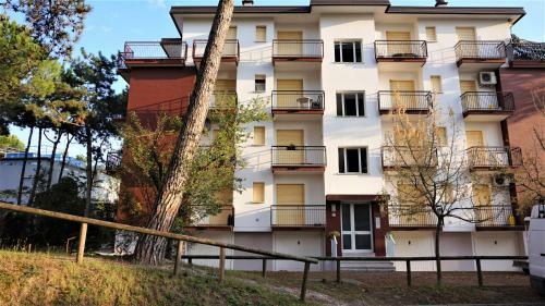 Apartamento Spacious Flat On The 2nd Floor Located 300 Metres From The Beach