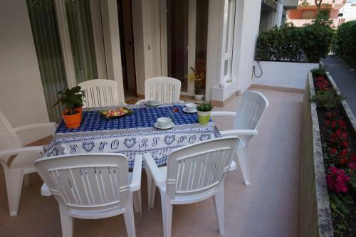 Apartamento Nice Renewed Beachfront Flat With Patio On The Ground Floor