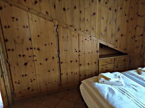 Wood Apartments