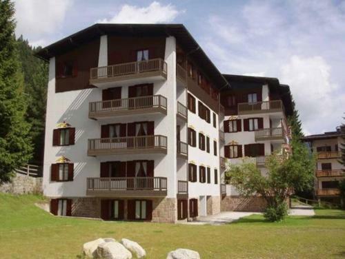 Apartamento Condominio Pramagnan