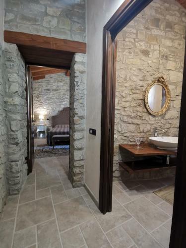 Hostal L'antica Dimora - Suites & Apartments