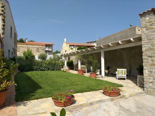 Hostal L'antica Dimora - Suites & Apartments
