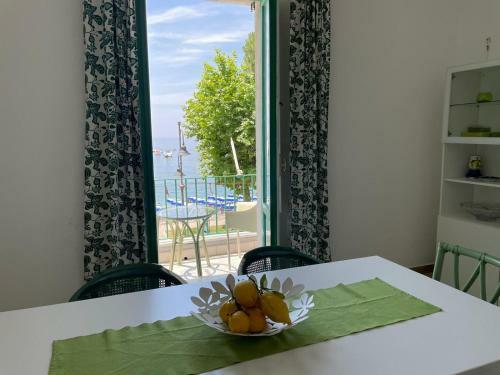 Mareinvista Apartment In Maiori