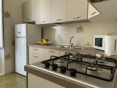 Mareinvista Apartment In Maiori