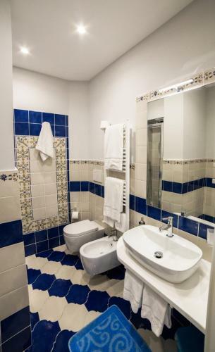 Hostal Marilisa Holidays