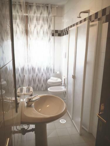 Hostal Home Sweet Home Affittacamere - Lucca