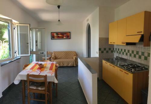 Villarosamaratea