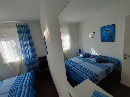 Lake View Apartment