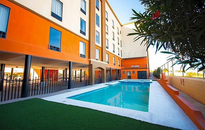 Hotel Consulado Inn