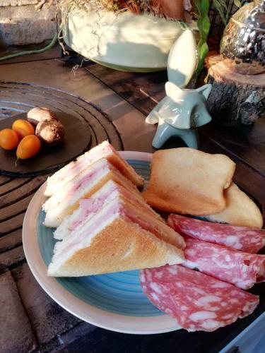 Zucchero Sui Baffi- Food Lovers B&B