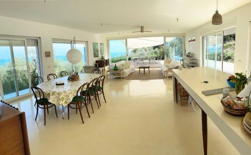 Stunning Design Villa With Unique 180� Sea Views