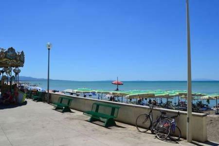 Apartamento Appartamento A Cecina Mare