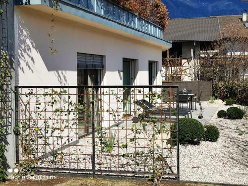 Apartamento Ruhige Ferienwohnung Mit Garten In Privatvilla