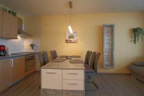 Apartment 533
