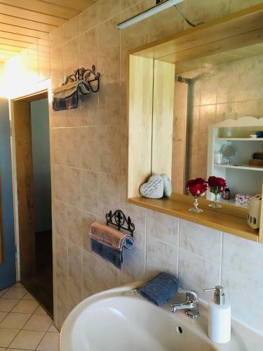 Apartamento Ferienwohnung ?am Gnaucks Hutberg?