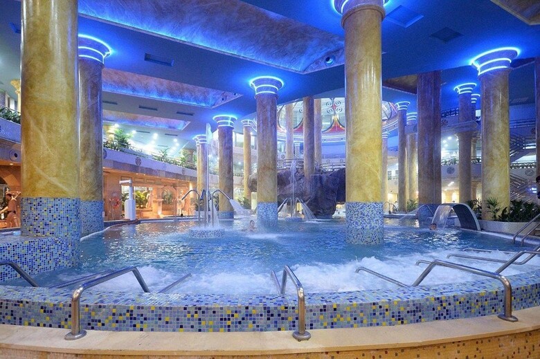 Apartamentos Turisticos Marina D�or 2a Linea