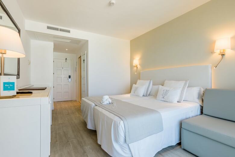 Playa Esperanza Hotel