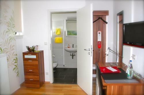Hostal G�stehaus Zur Linde