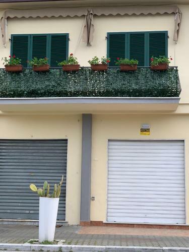 Apartamento Appartamenti La Corte Al Mare