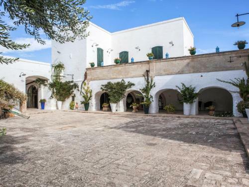 Spacious Holiday Home In Massafra With Private Pool