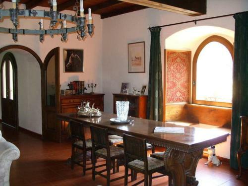 Villa Castello Del 1100 Con Vista E Jacuzzi In Valtellina